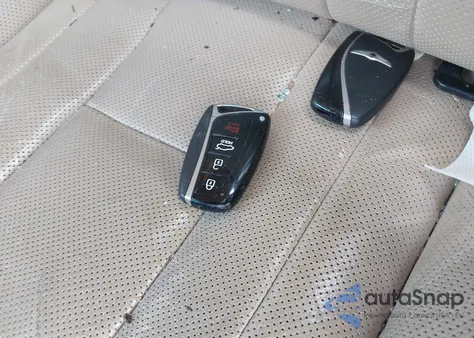 2015 Hyundai Genesis 3.8 из США, поврежденный, VIN KMHGN4JEXFU096508